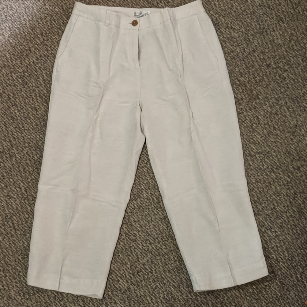 Khaki's